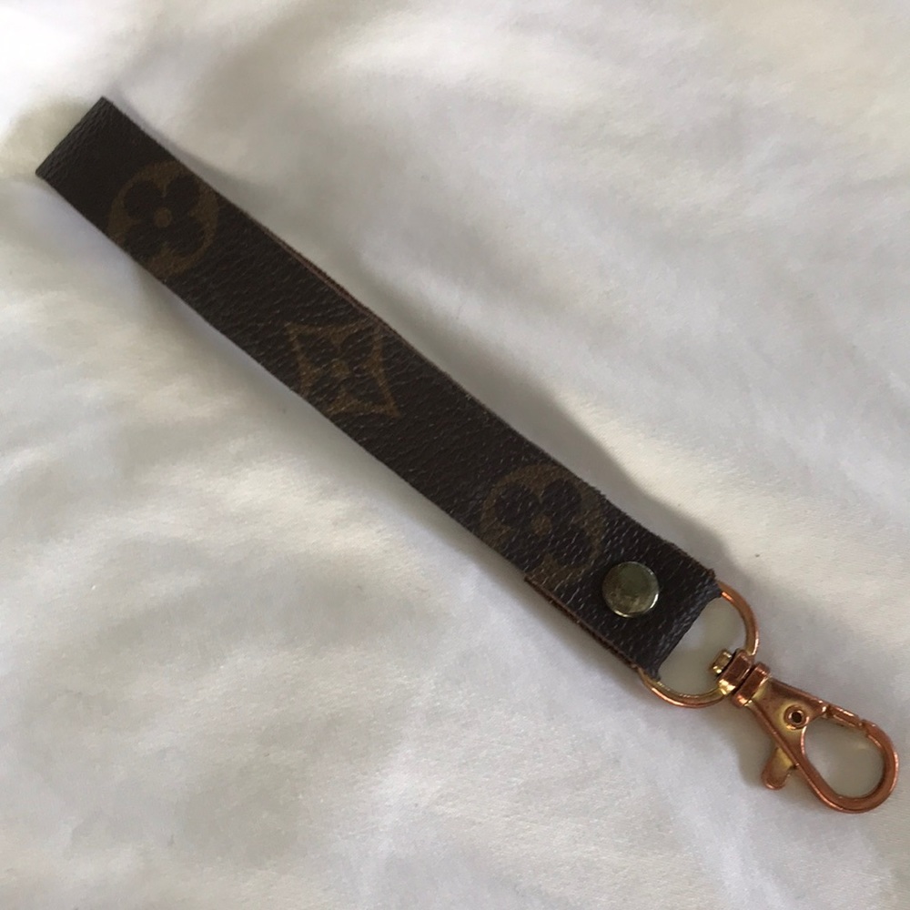 Louis Vuitton canvas key holder